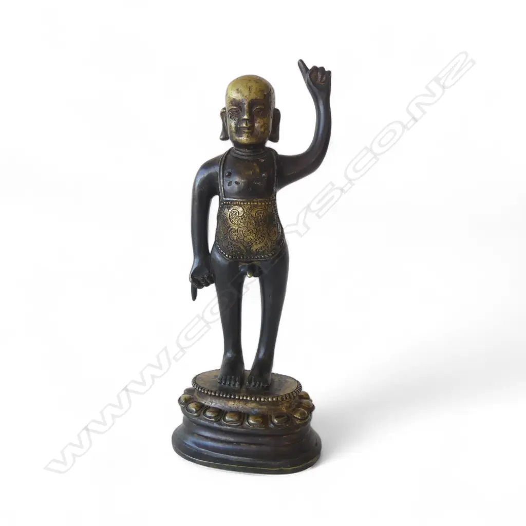 Chinese bronze infant Buddha figure, Image 1++